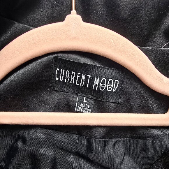 NWOT DOLLS KILL Current Mood Pink Tokyo Satin Jacket Size Large - Picture 5 of 5